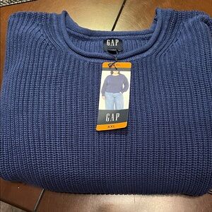 GAP Women's Navy Crew Neck Sweater beautiful blue sweater